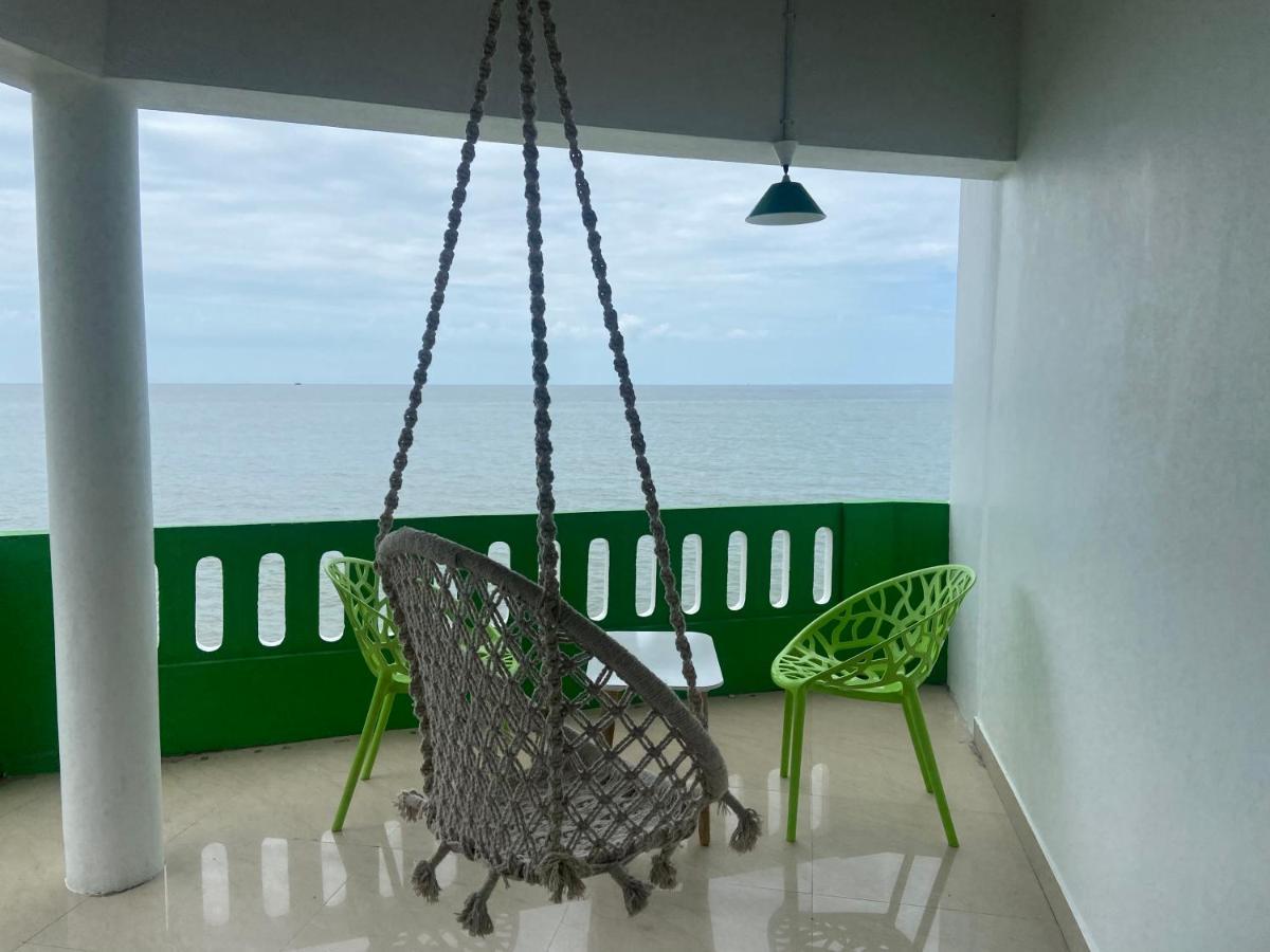 Uday'S Seagreen Cherai Beach Exterior photo