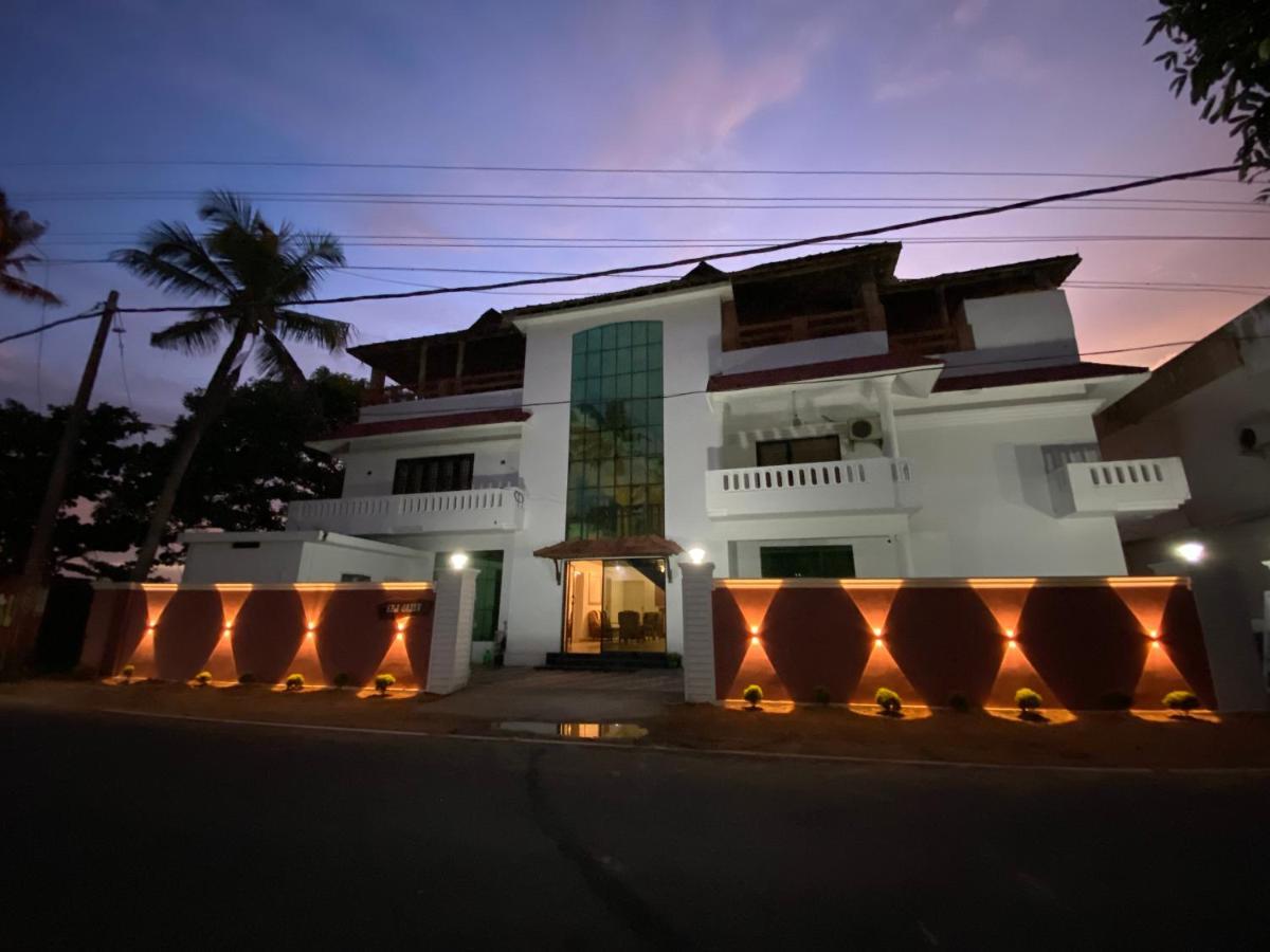 Uday'S Seagreen Cherai Beach Exterior photo
